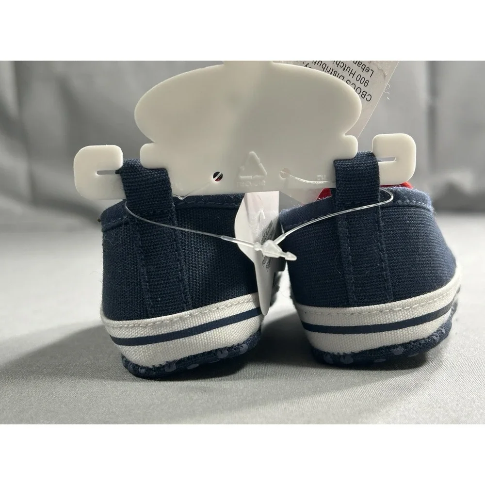 New Rising Star Baseball Baby Shoes 6-9‎ Month Right Shoe Has Yellowed From Sun